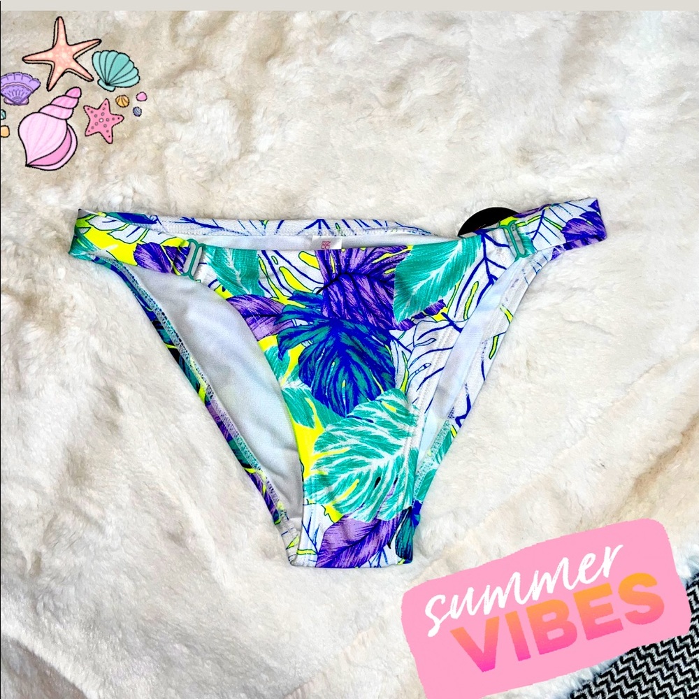 Colorful leafy bikini bottom 💜💛💙💚🐳